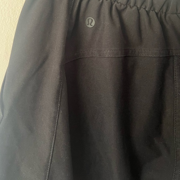 Lululemon Light Utilitech Cargo Pocket High-Rise Black Pants Size 28 - Picture 10 of 11
